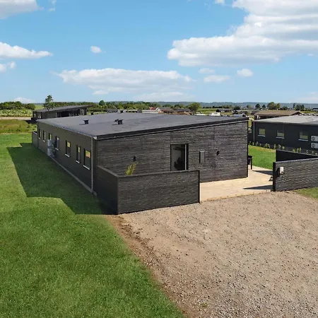 Luxurious In With Sauna *