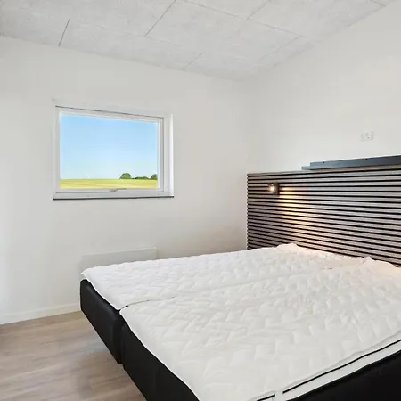 Luxurious In With Sauna Feriehus *